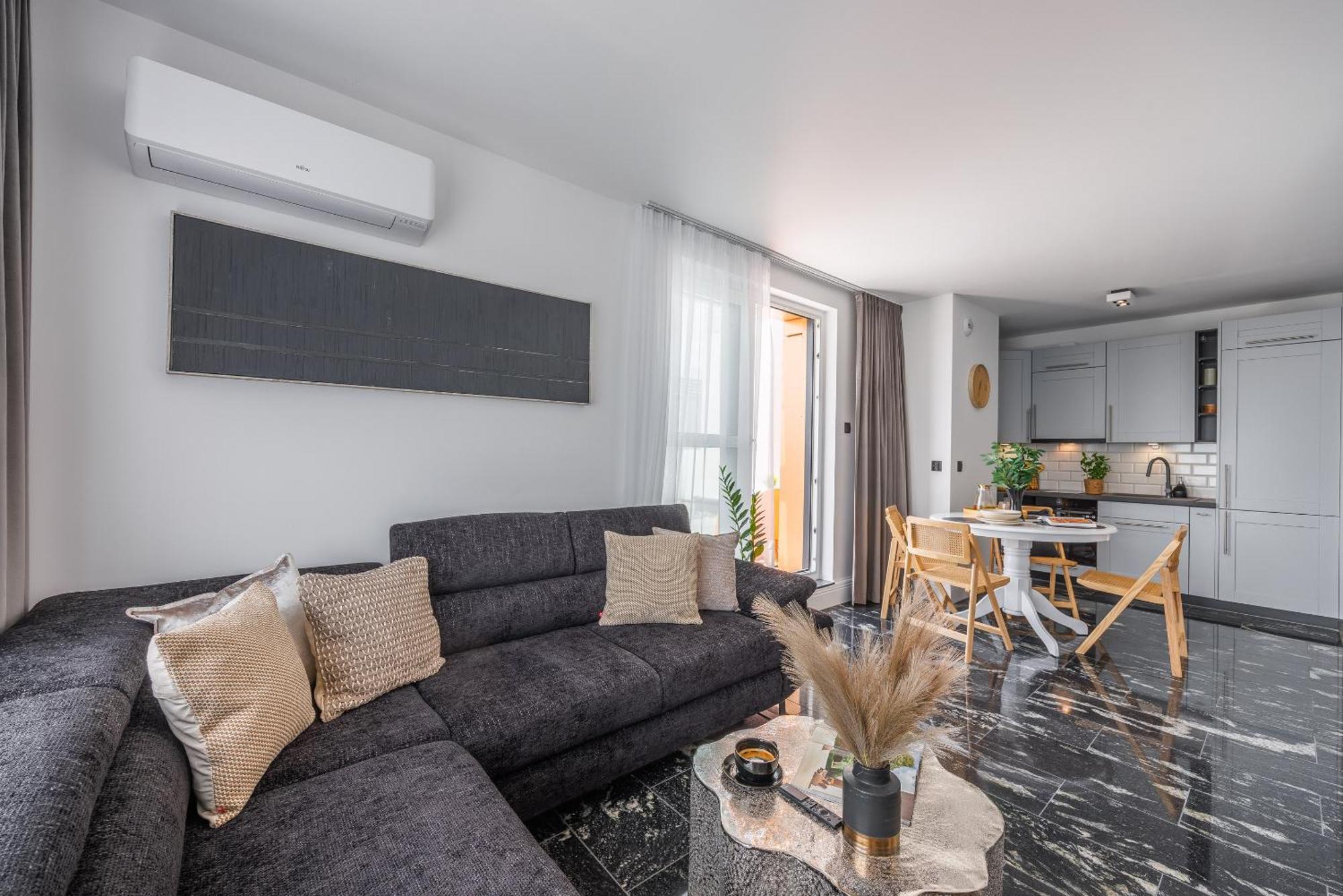 Emihouse Riverside Premium Apartments & Free Parking Rzeszów Exterior foto